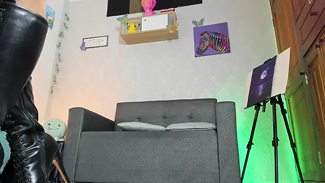 Snapshot of Alaia_Love77 chatting on November 8, 2025, 10:46 pm Alaia Love77 online show from November 8, 2025, 10:46 pm