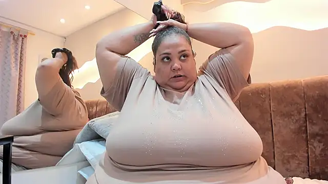 Alisson am online show from June 14, 2026, 5:03 pm