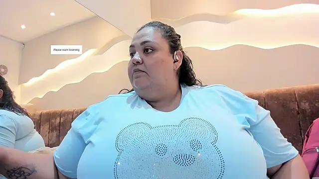 Snapshot of Alisson_am chatting on April 22, 2026, 6:04 pm Alisson am online show from April 22, 2026, 6:04 pm