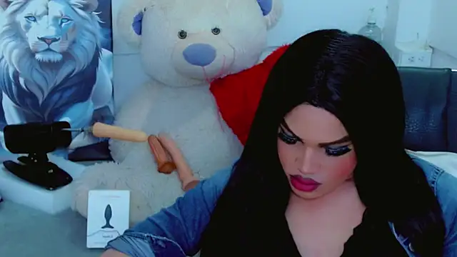 NathaliaCross online show from October 7, 2025, 7:26 pm
