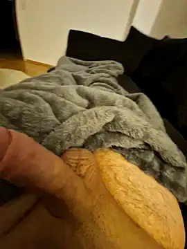 Snapshot of SexKing18x5 chatting on February 4, 2025, 4:39 pm SexKing18x5 online show from February 4, 2025, 4:39 pm