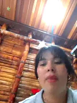 Snapshot of amazonafit_ chatting on April 23, 2026, 5:14 pm amazonafit online show from April 23, 2026, 5:14 pm