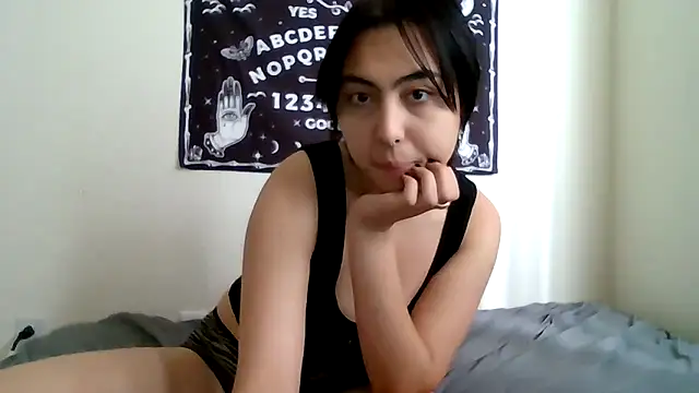 Valentineyittk online show from December 31, 2024, 6:13 pm