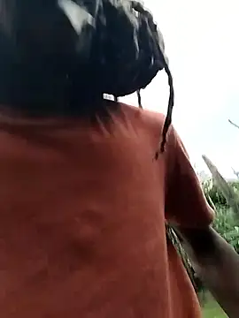 Snapshot of gwadaa9 chatting on December 3, 2025, 9:14 pm gwadaa9 online show from December 3, 2025, 9:14 pm