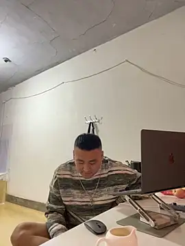 ShaoZian 1 online show from October 9, 2025, 7:31 am