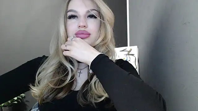 Snapshot of Your_Jessy chatting on May 16, 2026, 12:37 pm Your Jessy online show from May 16, 2026, 12:37 pm
