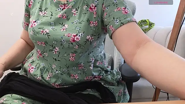 Ava Gardner  online show from April 14, 2026, 5:34 am