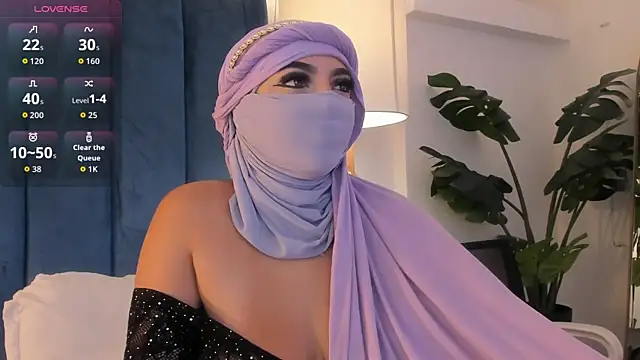  malih  online show from October 31, 2025, 1:30 pm