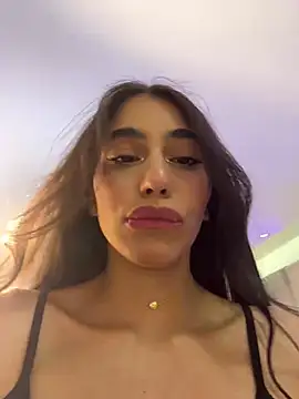 Snapshot of JulietaCheerr chatting on January 22, 2025, 5:49 pm JulietaCheerr online show from January 22, 2025, 5:49 pm