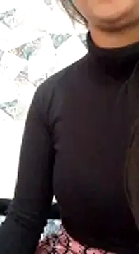 Snapshot of Mahi_Baby25 chatting on December 15, 2024, 3:34 am Mahi Baby25 online show from December 15, 2024, 3:34 am