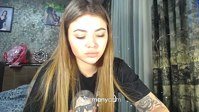 Snapshot of BonnyShy chatting on December 12, 2024, 1:17 pm BonnyShy online show from December 12, 2024, 1:17 pm