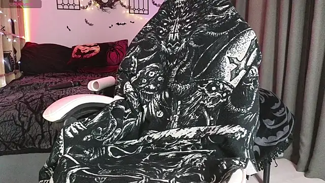 Snapshot of Devil_s_bride chatting on April 11, 2026, 4:21 pm Devil s bride online show from April 11, 2026, 4:21 pm