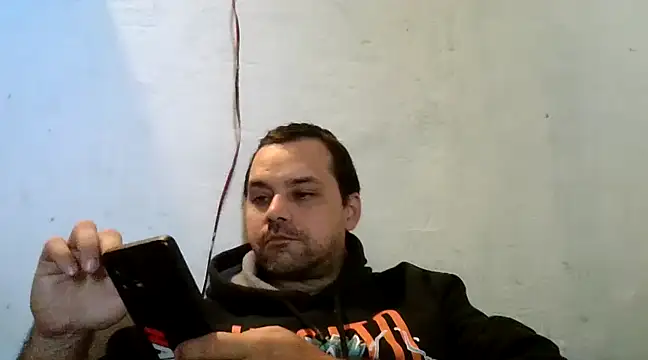 Snapshot of Lolosalvage83 chatting on December 8, 2024, 1:03 pm Lolosalvage83 online show from December 8, 2024, 1:03 pm