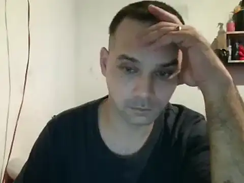 Snapshot of Lolosalvage83 chatting on March 22, 2025, 8:15 pm Lolosalvage83 online show from March 22, 2025, 8:15 pm