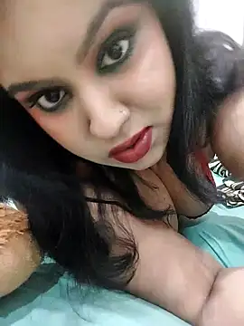 Snapshot of GoddessLorenaTheeSiren chatting on February 14, 2025, 9:10 pm GoddessLorenaTheeSiren online show from February 14, 2025, 9:10 pm