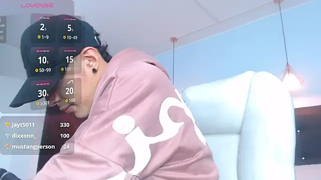 Lobo 17  online show from October 15, 2025, 3:38 am