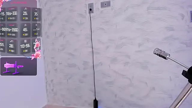 Snapshot of Annaraquel_ chatting on March 19, 2025, 1:54 am Annaraquel online show from March 19, 2025, 1:54 am