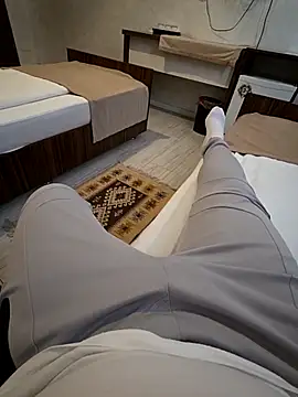 KarlosCarutox online show from November 29, 2025, 7:41 am