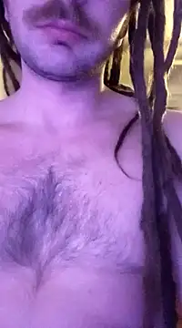 Snapshot of QcMisterv13 chatting on February 8, 2025, 1:22 am QcMisterv13 online show from February 8, 2025, 1:22 am