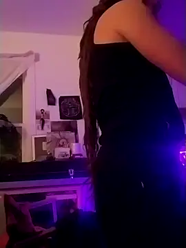 Snapshot of QcMisterv13 chatting on January 29, 2025, 6:43 am QcMisterv13 online show from January 29, 2025, 6:43 am