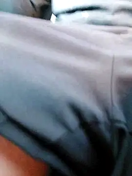 Snapshot of QcMisterv13 chatting on October 28, 2025, 8:19 pm QcMisterv13 online show from October 28, 2025, 8:19 pm