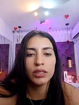 Snapshot of GISELA_RODRIGUEZ chatting on February 26, 2025, 11:43 am GISELA RODRIGUEZ online show from February 26, 2025, 11:43 am