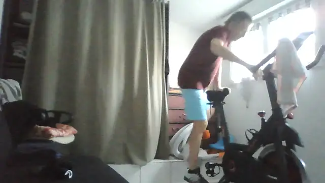 Snapshot of naturiste974 chatting on April 13, 2026, 6:06 am naturiste974 online show from April 13, 2026, 6:06 am