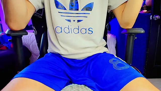 twink sebas  online show from November 11, 2025, 10:04 pm