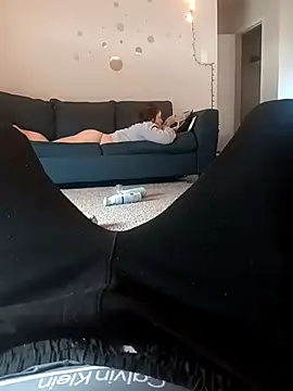 thebest20000 online show from March 9, 2025, 7:05 pm