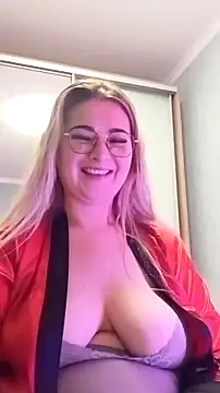 pussyCat t online show from November 13, 2025, 5:39 pm