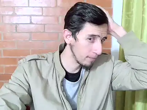 johan70sexy online show from May 31, 2026, 1:22 am