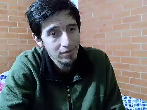 johan70sexy online show from June 5, 2026, 5:12 am