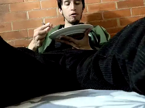 johan70sexy online show from June 3, 2026, 7:31 am
