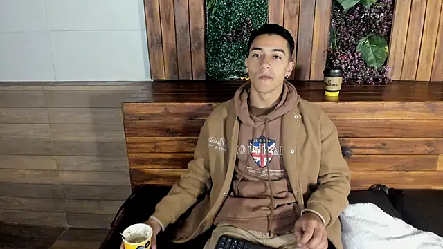 Andy Joy  online show from February 26, 2026, 10:26 am