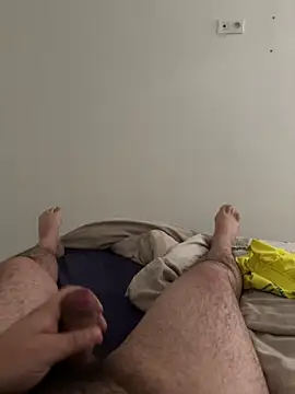 junior49280 online show from October 12, 2025, 11:33 am