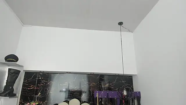 Snapshot of Kathia_Armstrong chatting on February 4, 2025, 1:16 pm Kathia Armstrong online show from February 4, 2025, 1:16 pm