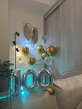 Snapshot of rubyhill_2711 chatting on February 19, 2026, 11:23 pm rubyhill 2711 online show from February 19, 2026, 11:23 pm