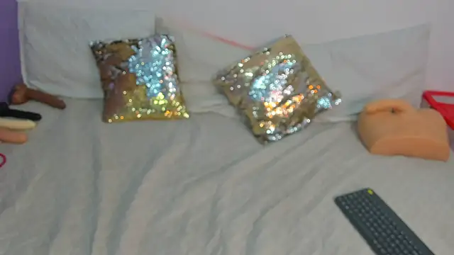 Snapshot of cookplleaser chatting on February 10, 2026, 11:42 am cookplleaser online show from February 10, 2026, 11:42 am