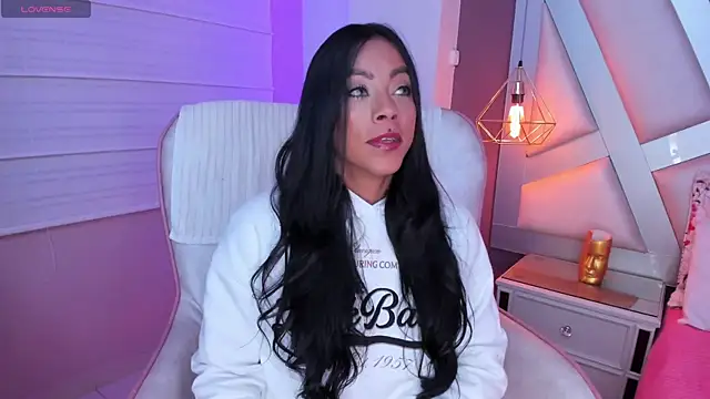 Snapshot of Amber_villalobos_ chatting on September 25, 2025, 3:45 am Amber villalobos online show from September 25, 2025, 3:45 am