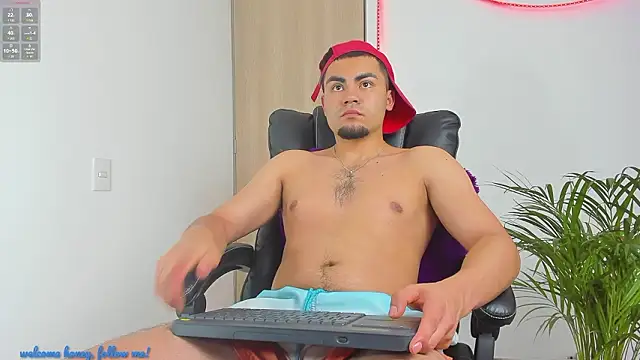 Snapshot of kalivan_voinesscu chatting on March 16, 2026, 7:34 am kalivan voinesscu online show from March 16, 2026, 7:34 am