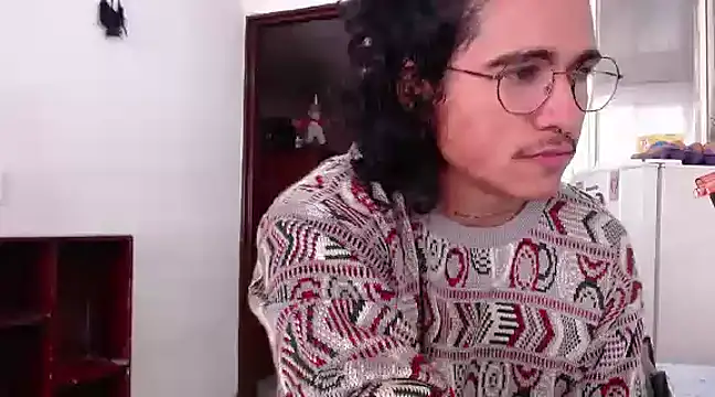 Snapshot of FakeyGuy chatting on December 23, 2024, 7:09 pm FakeyGuy online show from December 23, 2024, 7:09 pm