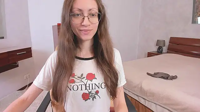 Pantyhose Mila online show from November 7, 2025, 8:35 pm