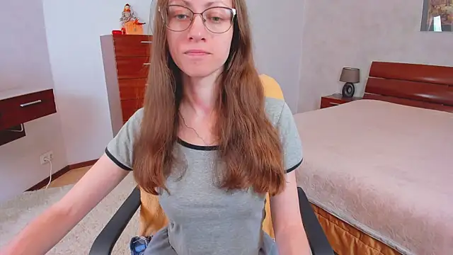 Pantyhose Mila online show from April 11, 2026, 7:28 pm