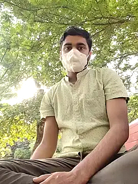 Ishan003 online show from May 15, 2026, 1:25 am
