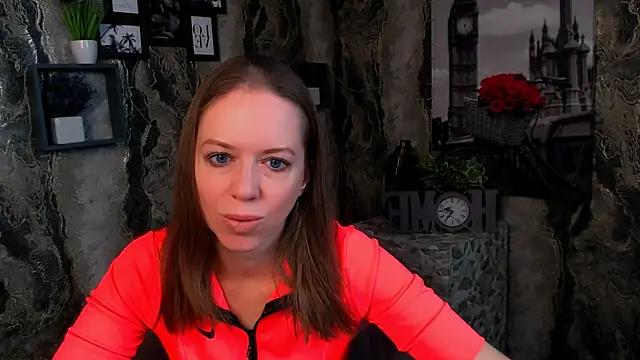 GloriaSi  online show from November 6, 2025, 5:33 am