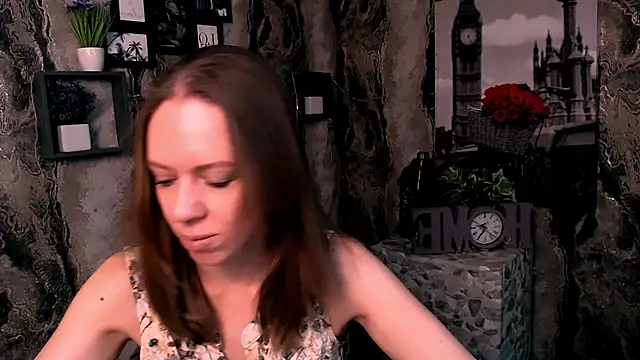 GloriaSi  online show from December 1, 2025, 6:14 am