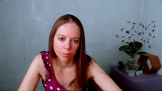 GloriaSi  online show from May 27, 2026, 3:14 am