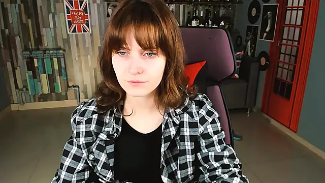 LolaAsmus online show from November 7, 2025, 7:35 am