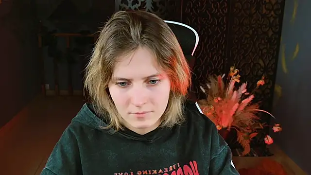 LolaAsmus online show from February 18, 2025, 4:58 pm