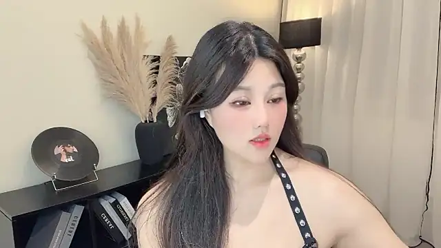 Snapshot of Strawberrybabyy1 chatting on March 22, 2025, 5:52 pm Strawberrybabyy1 online show from March 22, 2025, 5:52 pm